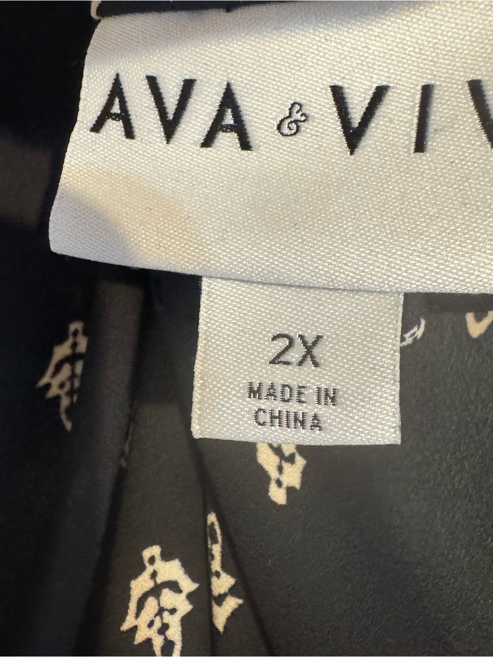 Ava & Viv Black Sleeveless Layered Top with Cream Print Plus: 2X #3 - Picture 8 of 8